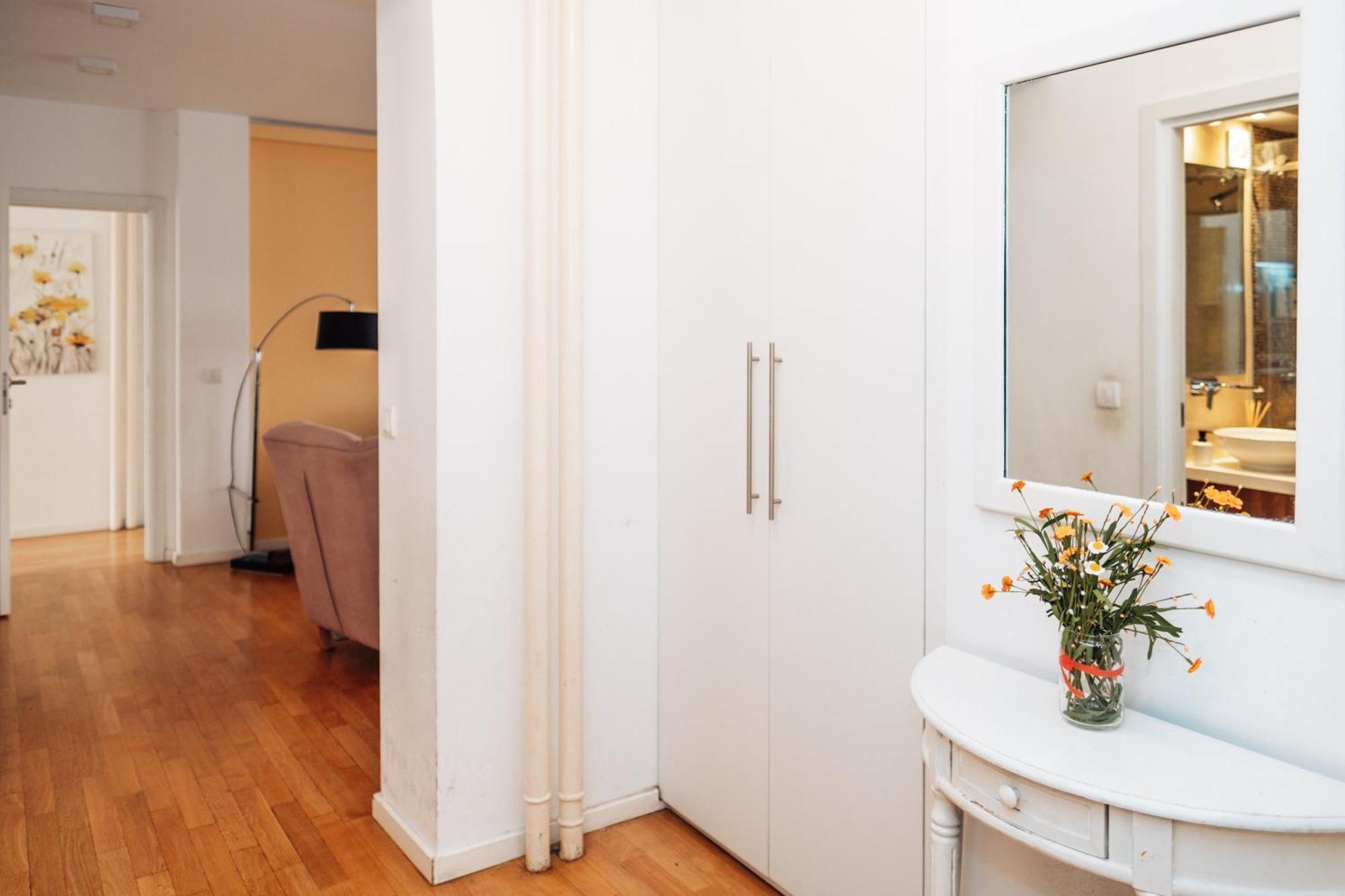 Crown Central Three Bedroom Apartment Βελιγράδι Εξωτερικό φωτογραφία
