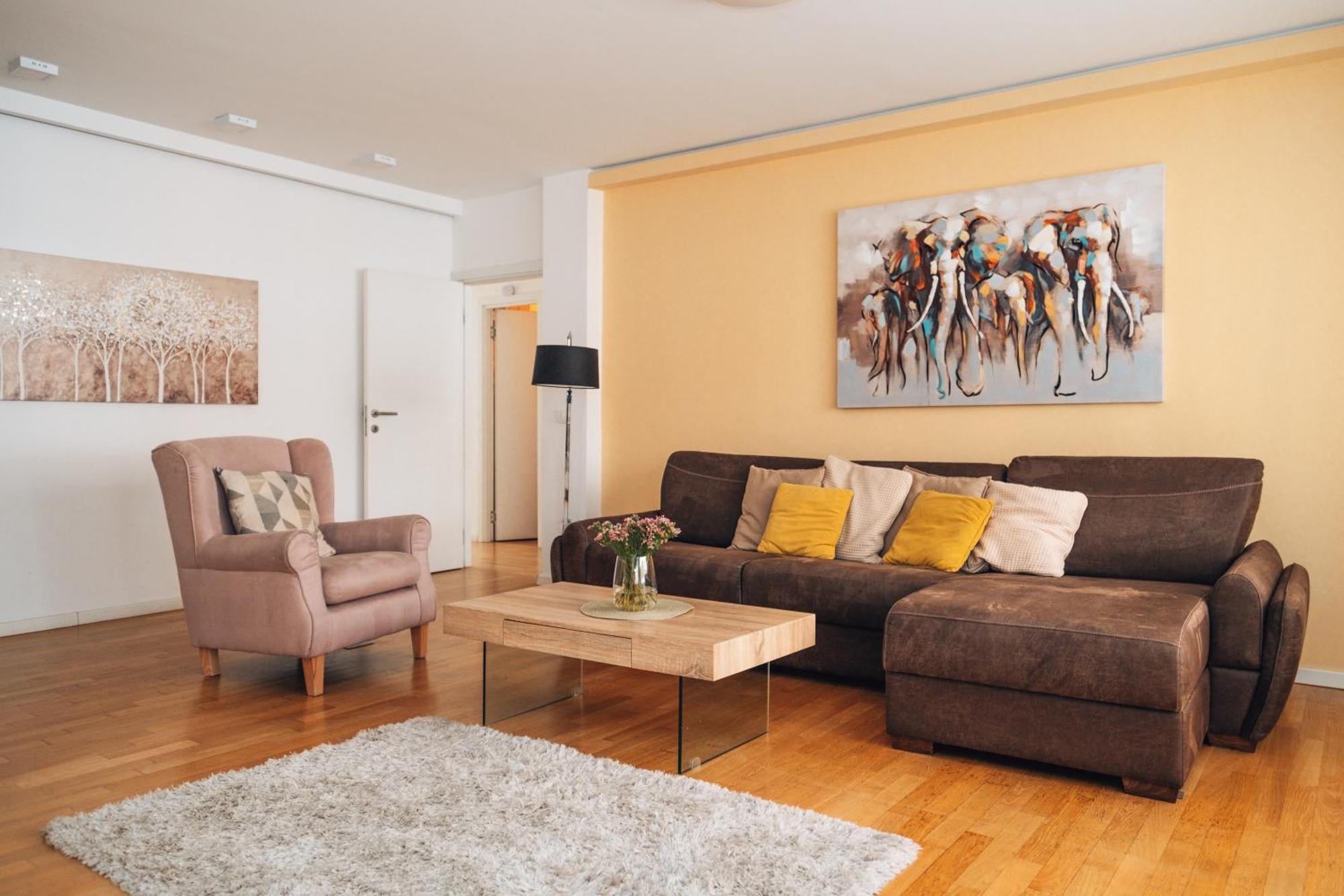 Crown Central Three Bedroom Apartment Βελιγράδι Εξωτερικό φωτογραφία