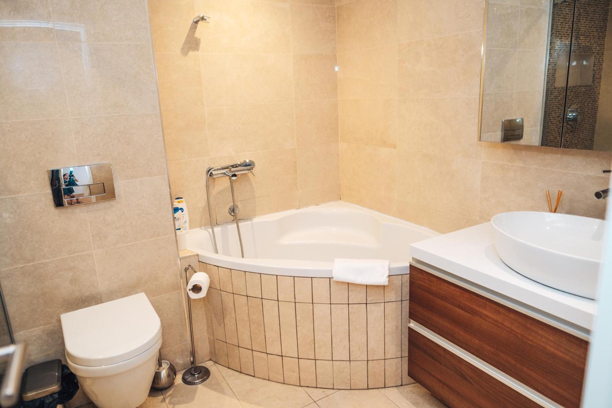 Crown Central Three Bedroom Apartment Βελιγράδι Εξωτερικό φωτογραφία