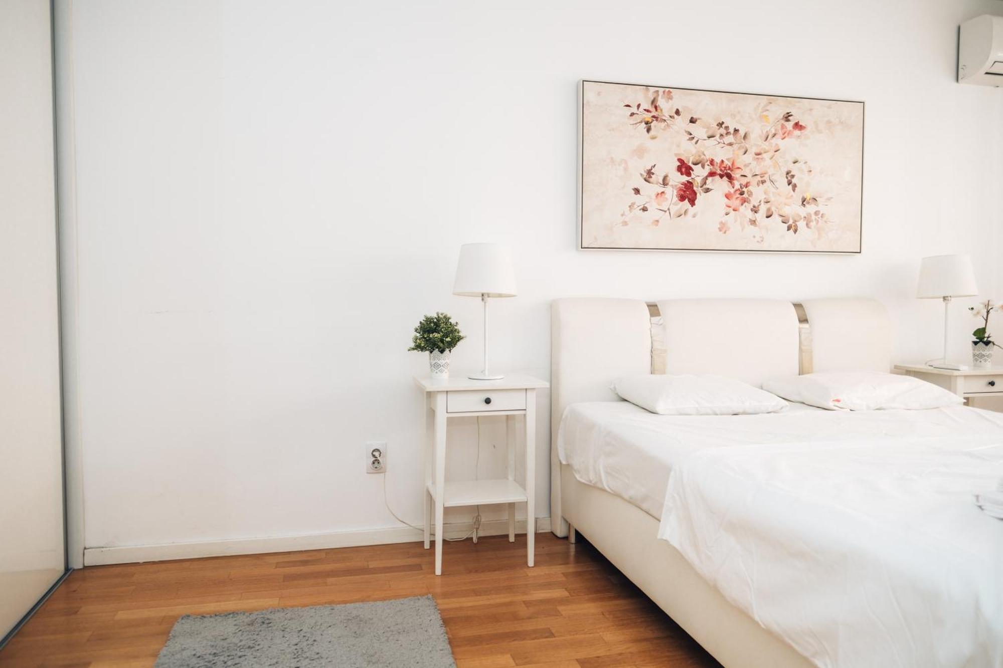 Crown Central Three Bedroom Apartment Βελιγράδι Εξωτερικό φωτογραφία