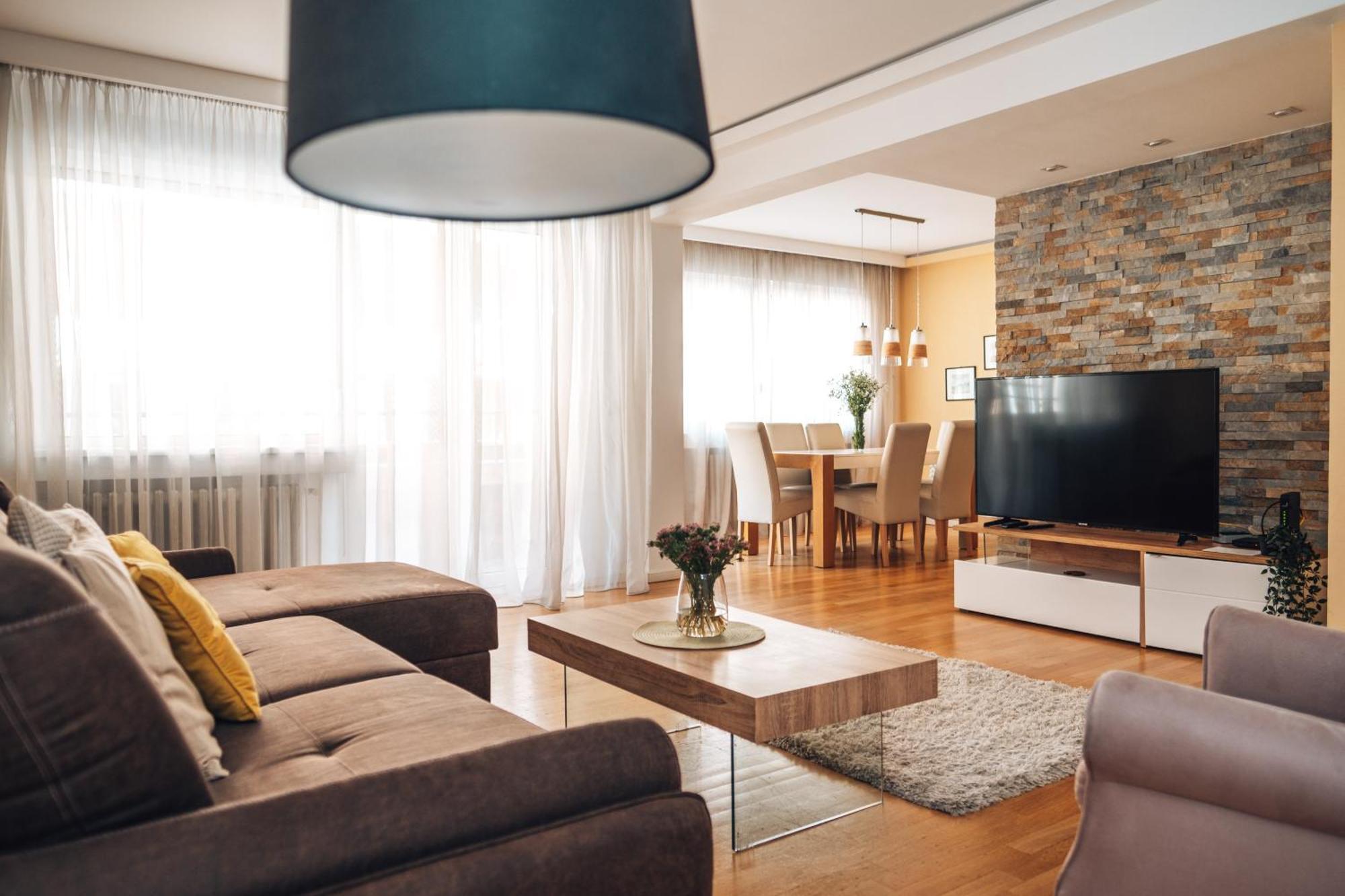 Crown Central Three Bedroom Apartment Βελιγράδι Εξωτερικό φωτογραφία
